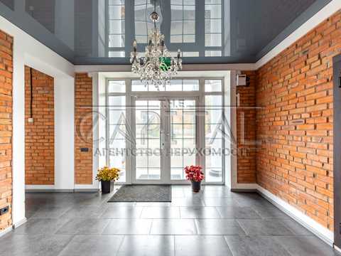 комерційна за адресою Газопровідна вул., 2