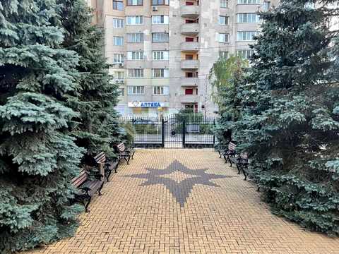 коммерческая по адресу Загоровская ул. (Багговутовская), 17-21