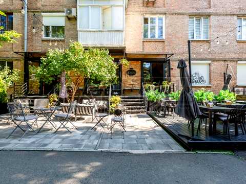 комерційна за адресою Джона Маккейна вул. (Івана Кудрі), 35/23