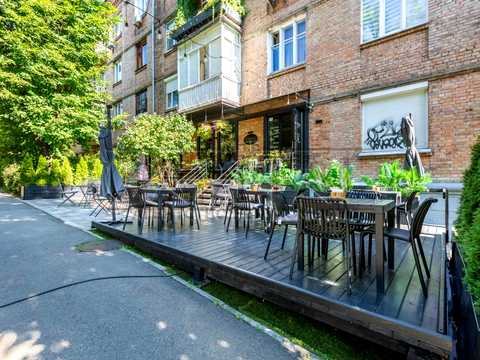 комерційна за адресою Джона Маккейна вул. (Івана Кудрі), 35/23