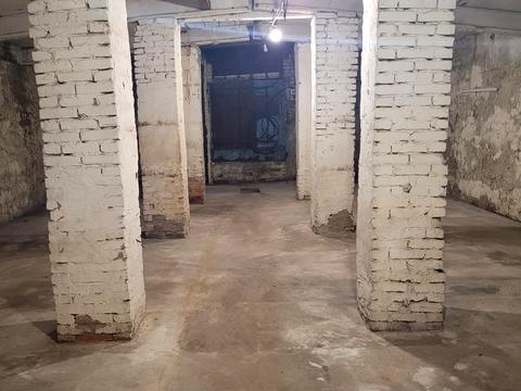 комерційна за адресою Галафеєва, 25а