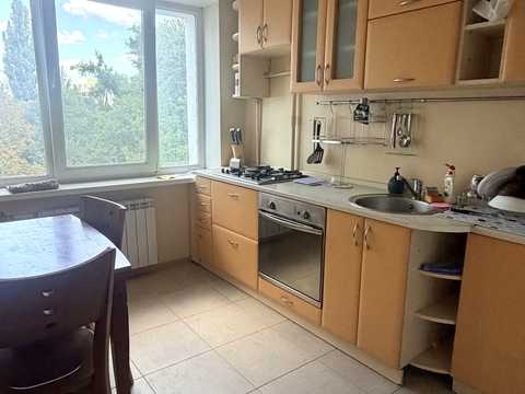 квартира по адресу Леси Украинки бульв., 7