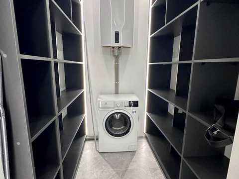 квартира за адресою Ревуцького вул., 40-В