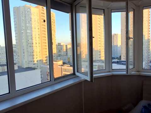 квартира за адресою Анни Ахматової вул., 13-Д