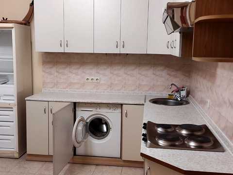 квартира за адресою Анни Ахматової вул., 13-Д