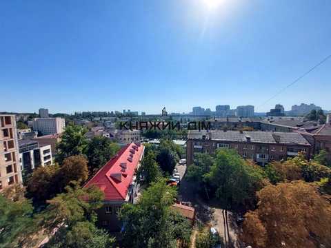 квартира за адресою Курганівська вул., 3