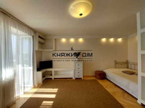 квартира за адресою Курганівська вул., 3