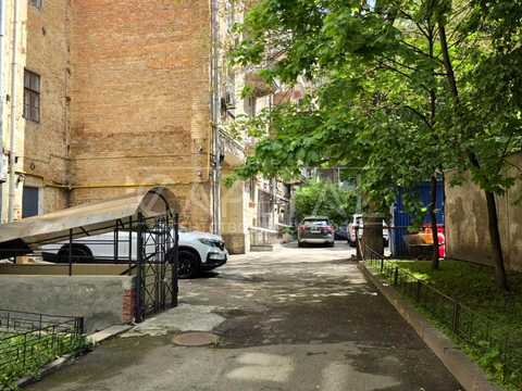 коммерческая по адресу Круглоуниверситетская ул., 22