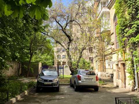 коммерческая по адресу Круглоуниверситетская ул., 22