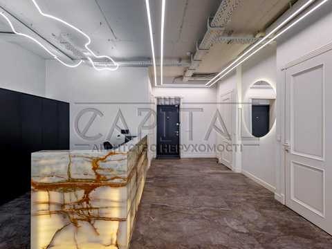 коммерческая по адресу Кловский спуск, 7