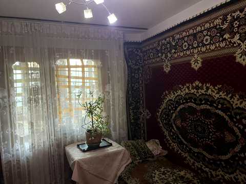 квартира за адресою Князя Володимира Великого просп., 77