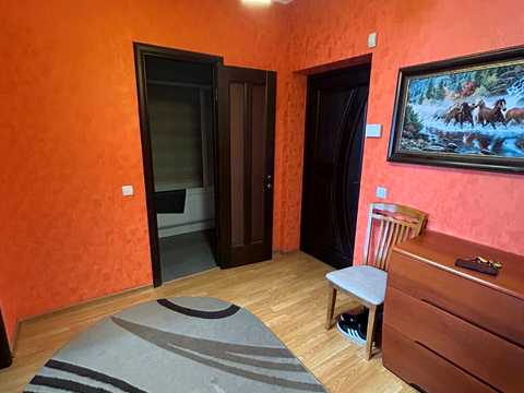 квартира за адресою Анни Ахматової вул., 34