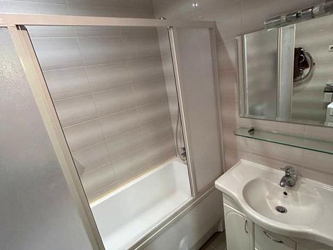 квартира за адресою Анни Ахматової вул., 34