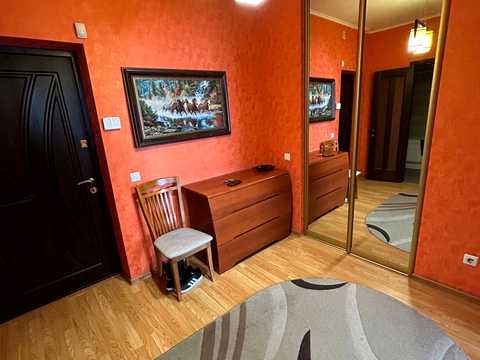 квартира за адресою Анни Ахматової вул., 34