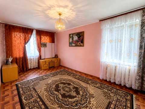 квартира за адресою Космонавтів просп., 44