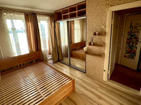 квартира за адресою Ялтинська вул., 5-А