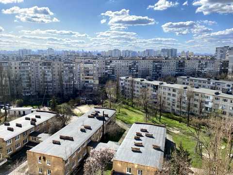 квартира за адресою Київ, Василя Іваниса вул. (Миколи Матеюка), 5-А