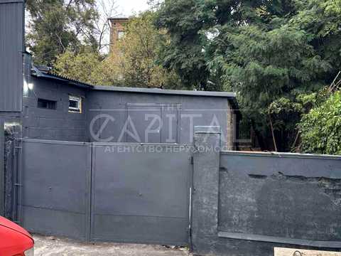 комерційна за адресою Олександра Довженка вул., 4