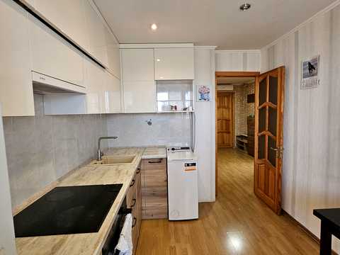 квартира за адресою Академіка Янгеля вул., 8