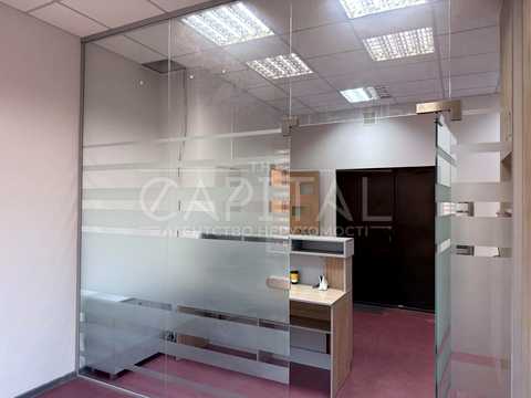комерційна за адресою Полтавська вул., 10