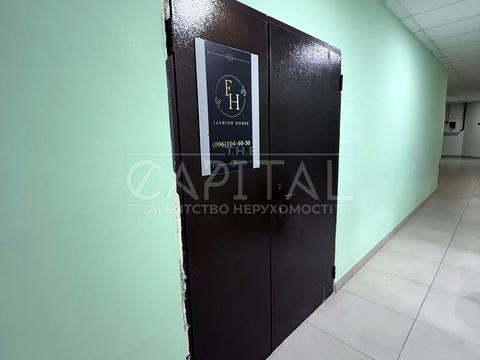 комерційна за адресою Полтавська вул., 10