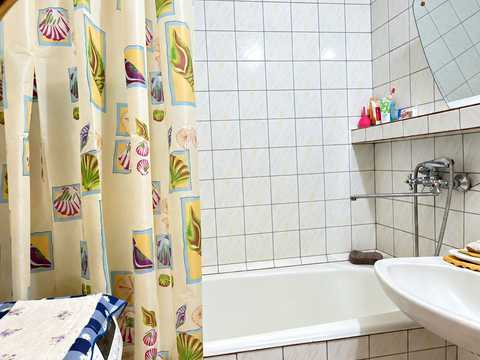квартира за адресою Миколи Закревського вул., 7