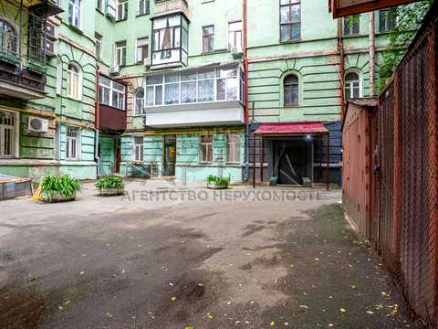 коммерческая по адресу Богдана Хмельницкого ул., 9