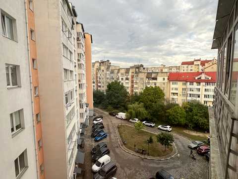 квартира по адресу Ивана Миколайчука ул., 6