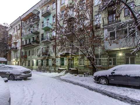 коммерческая по адресу Богдана Хмельницкого ул., 9