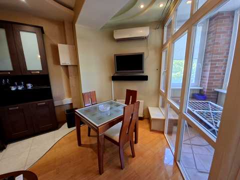 квартира за адресою Парусна вул. (Героїв Сталінграду), 3б