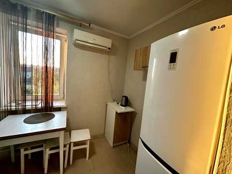 квартира за адресою Маріупольська вул. (Ростовська), 4