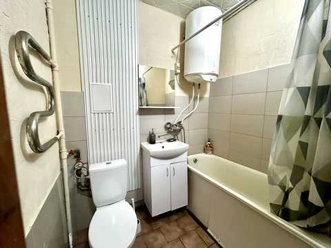 квартира за адресою Маріупольська вул. (Ростовська), 4