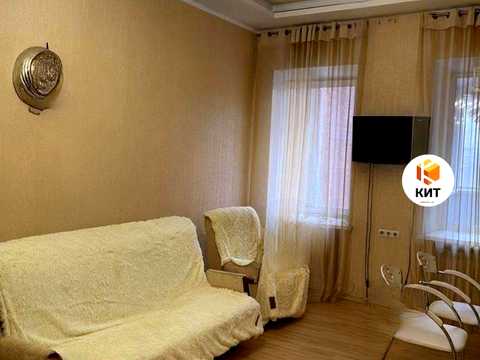 квартира за адресою Воробйова вул., 10