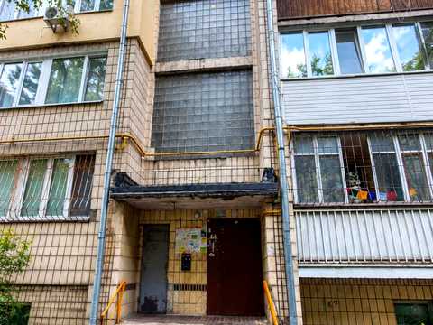 квартира за адресою Василя Тютюнника вул. (Анрі Барбюса), 22-26