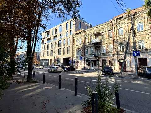 комерційна за адресою Старокозацька вул. (Комсомольська), 21