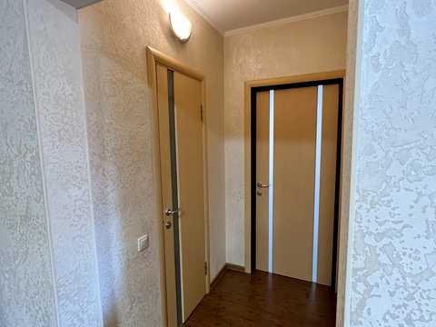 квартира за адресою Анни Ахматової вул., 24