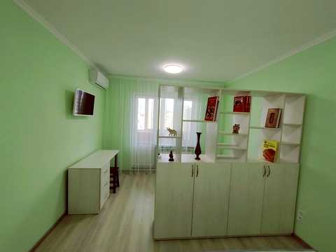 квартира по адресу Николая Ушакова ул., 16