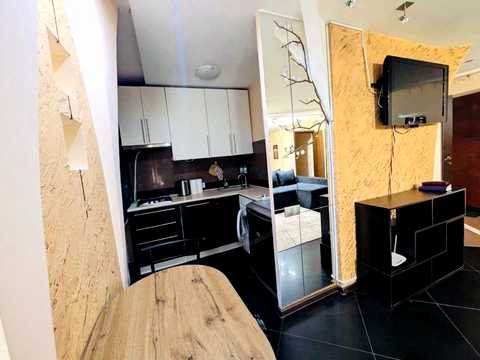 квартира за адресою Панаса Мирного пров., 4