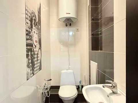 квартира за адресою Драгоманова вул., 40-З