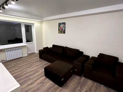 квартира за адресою Київ, Космічна вул., 5