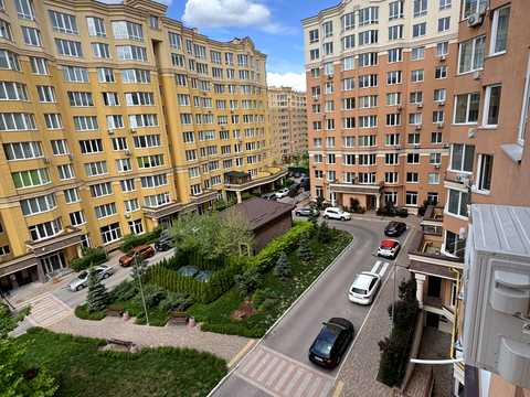 квартира за адресою Зелена вул., 3
