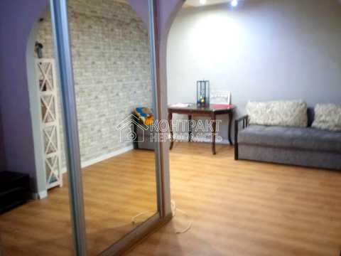 квартира за адресою Яни Червоної вул., 15