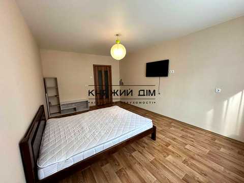 квартира за адресою Григорія Ващенка вул., 3