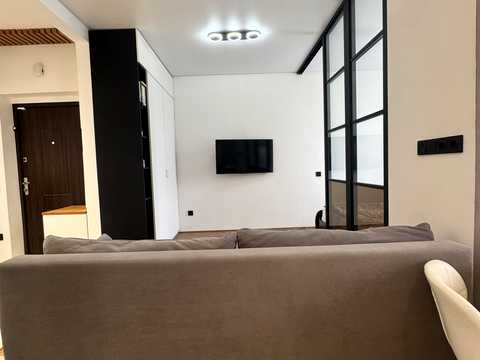 квартира за адресою Абрикосова вул., 1-В
