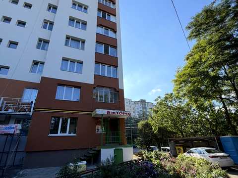 комерційна за адресою Рівне, Князя Володимира вул., 36