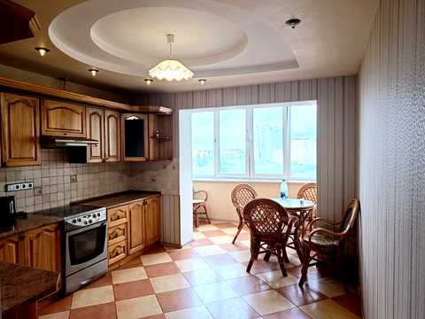 квартира за адресою Федора Ернста вул., 12