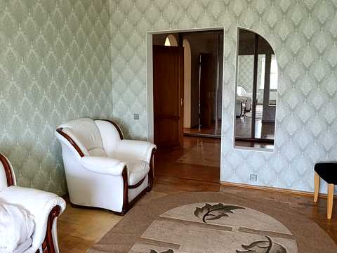 квартира за адресою Федора Ернста вул., 12
