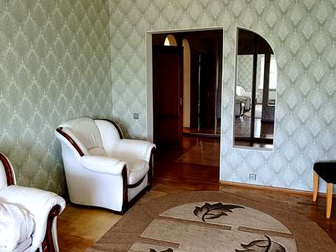 квартира за адресою Федора Ернста вул., 12