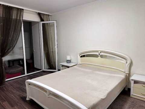 квартира по адресу Драгоманова ул., 17