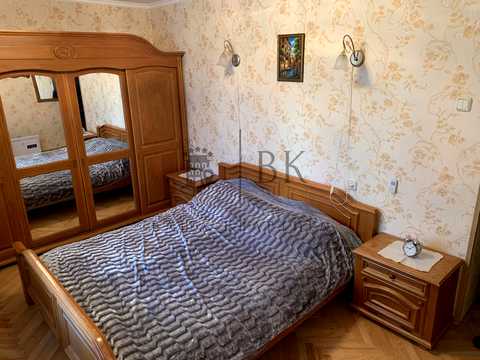 квартира за адресою Анни Ахматової вул., 3-А